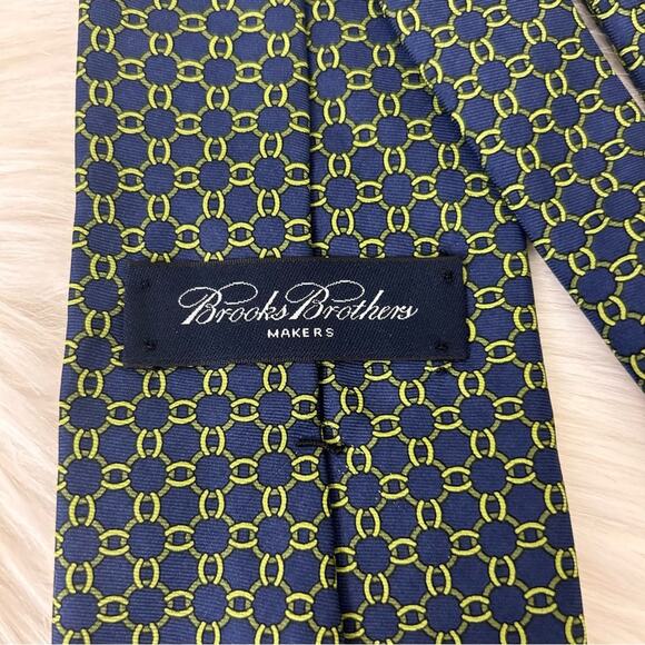 Brooks Brothers Men’s Blue Green Patterned Silk Tie - Picture 6 of 8